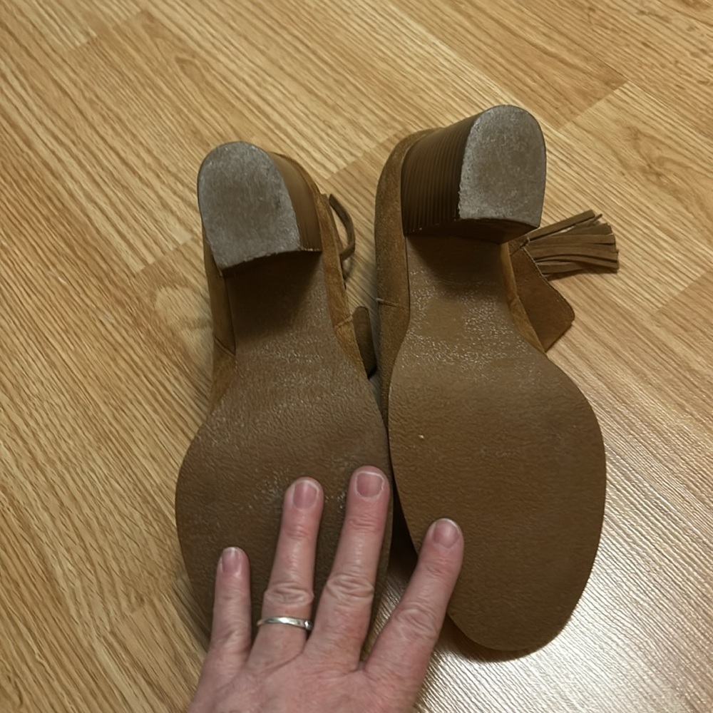 Boots - Picture 2 of 3